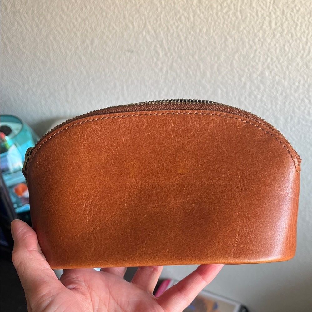 Madewell brown leather pouch